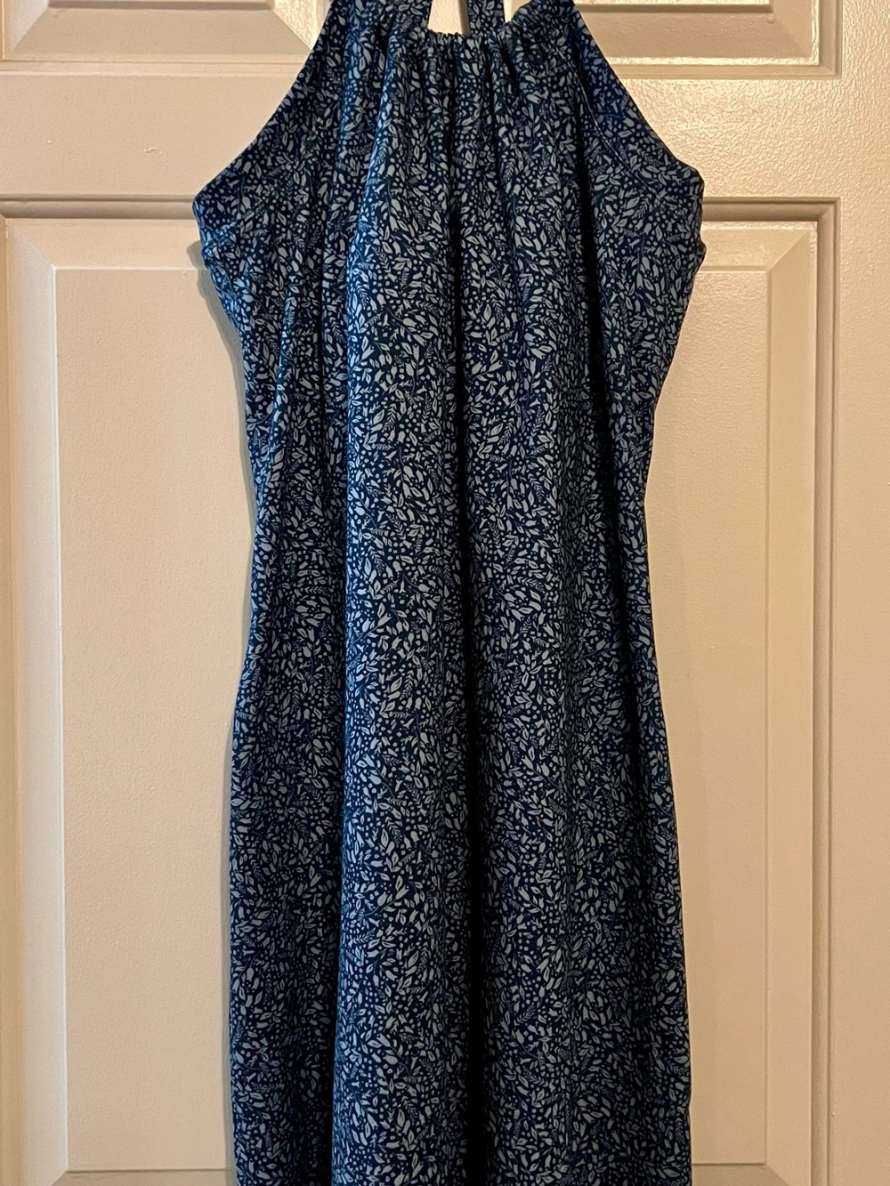 Marika Navy Blue Ditsy Botanical Floral High Neck Strappy Sports Tank - Size L